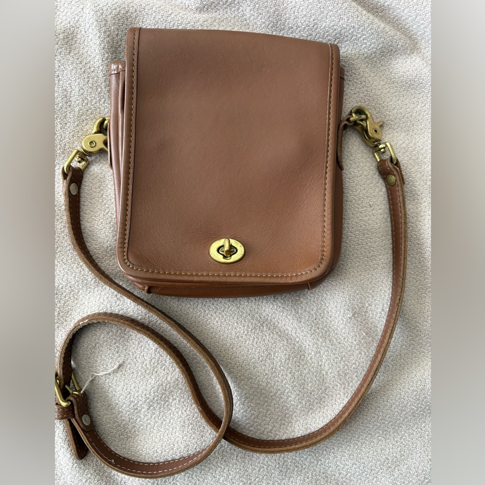 Turnlock leather flap bag